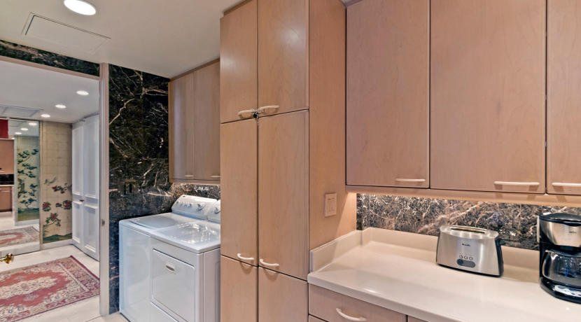 441 Kahala Beach | Honolulu, HI