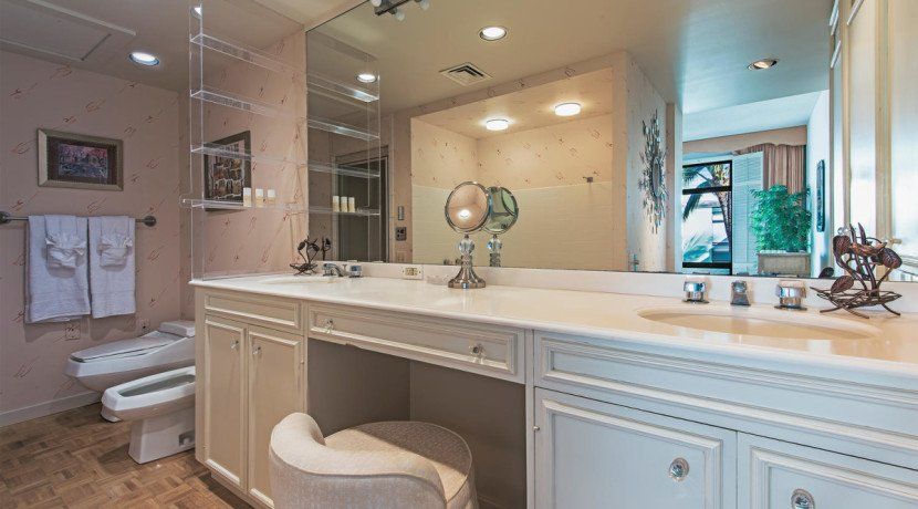 468 Kahala Beach | Honolulu, HI