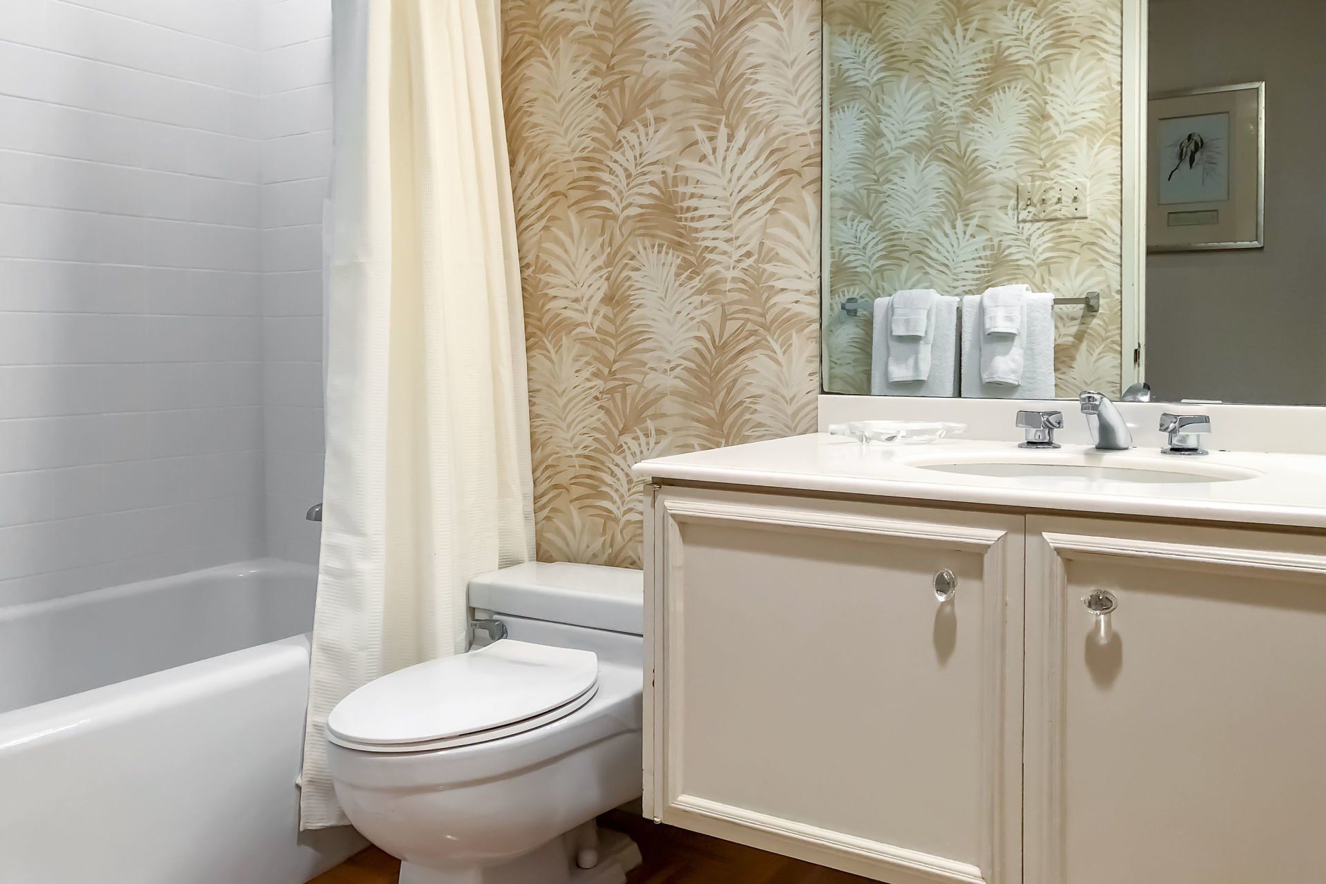 468 Kahala Beach | Honolulu, HI