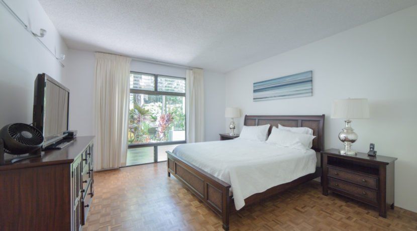 164 Kahala Beach | Honolulu, HI