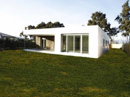 esterno casa prefabbricata realizzata in cemento