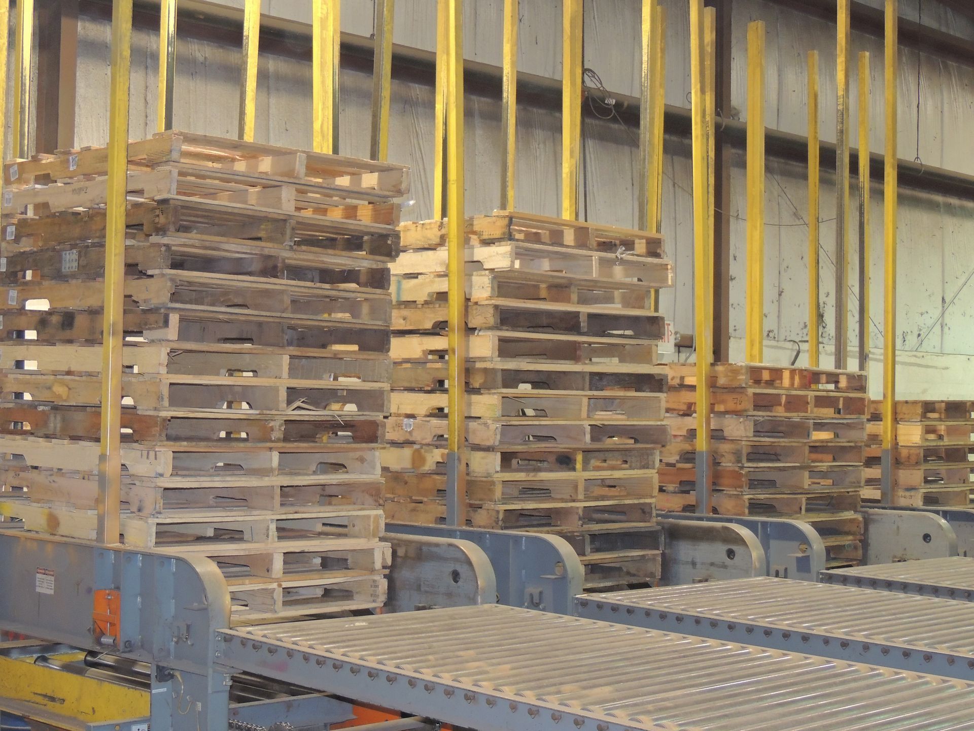 Stack of pallets, pallet company near bensenville illinois