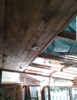 sottotetto con travi a vista