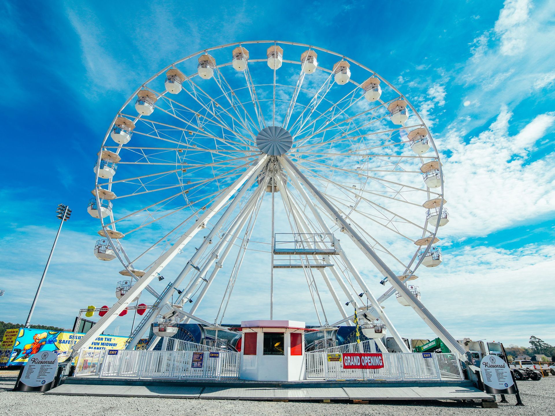 A large ferris wheel