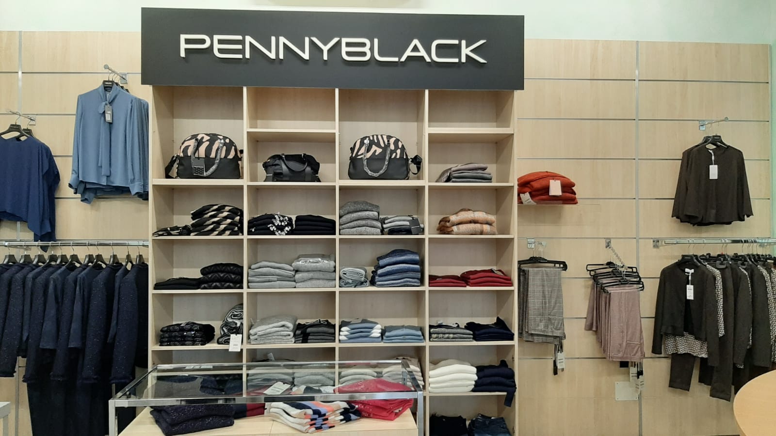 stand all'interno del negozio