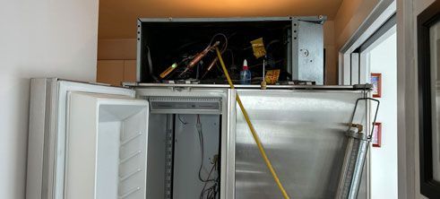 Refrigerator repair service in Calgary, AB