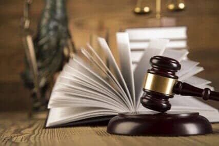Gavel and books - Attorney at Law in Kingsport, TN