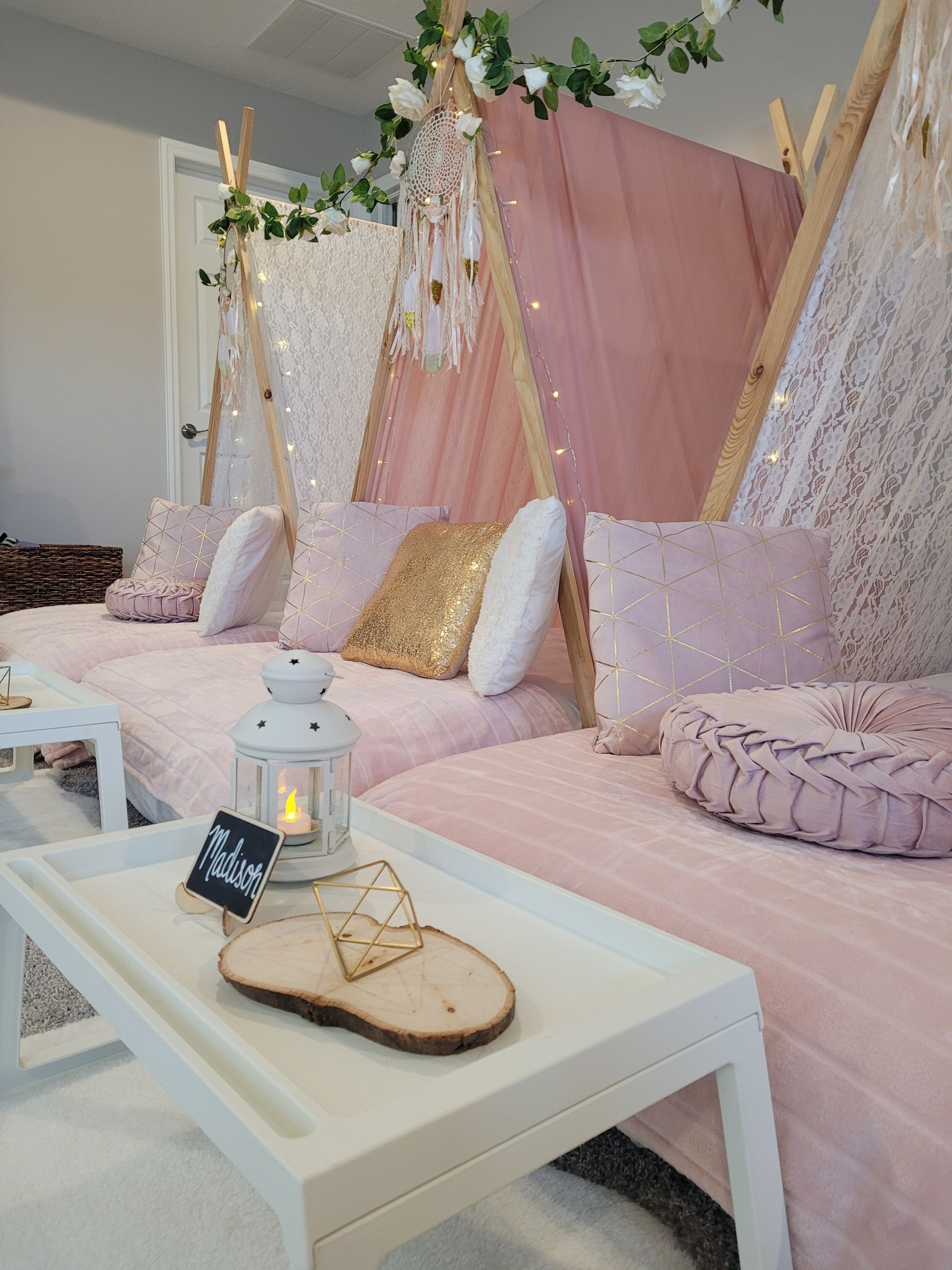 Boho themed sleepover teepee