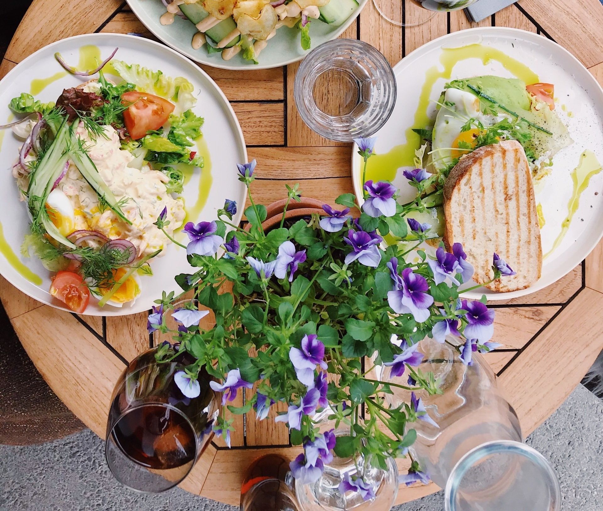 Frukost ingår i boendet i din privata villa på Cypern.