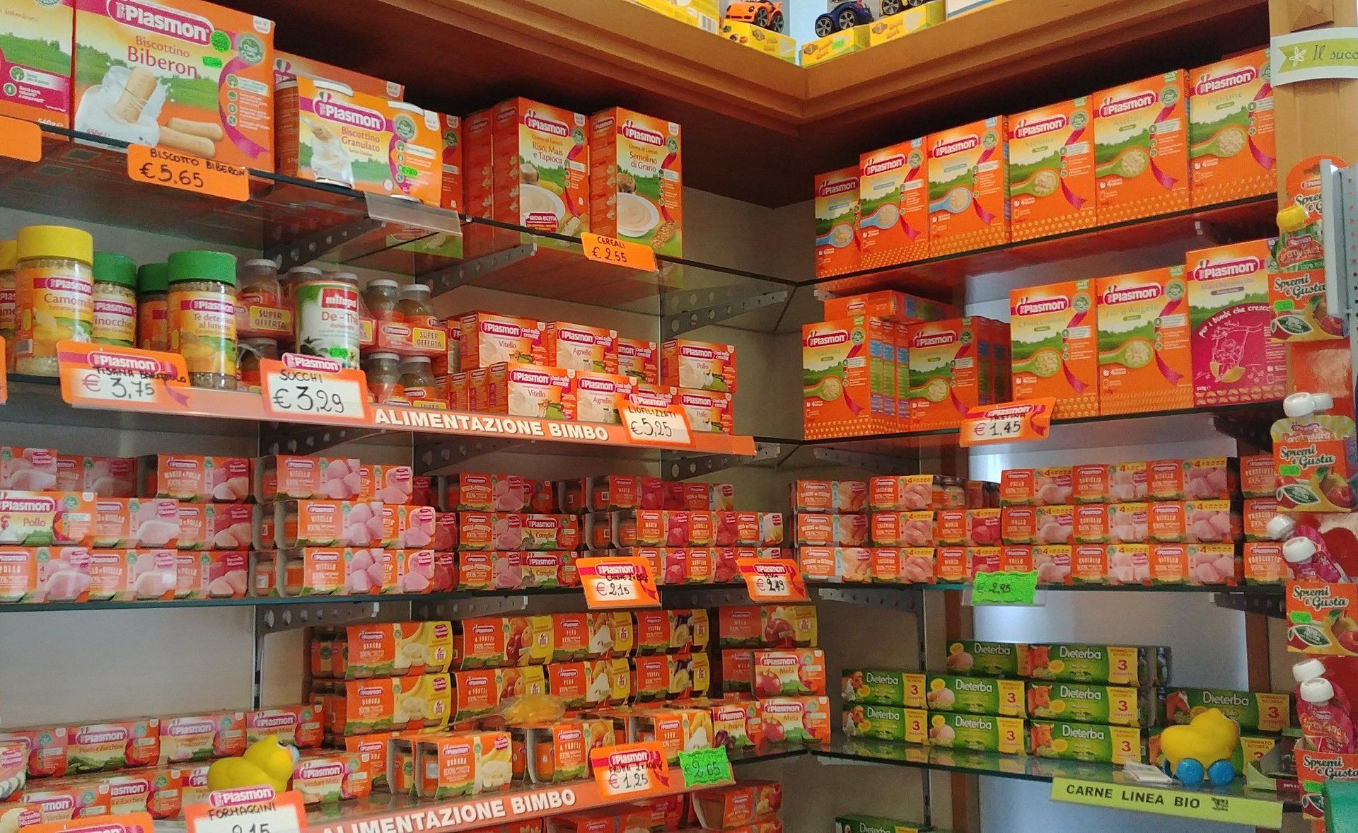 Scaffalatura prodotti alimentari per l'infanzia