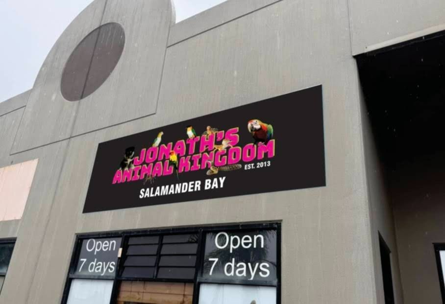 Front Store of Jonath's Animal Kingdom — Jonath’s Animal Kingdom in Salamander Bay, NSW