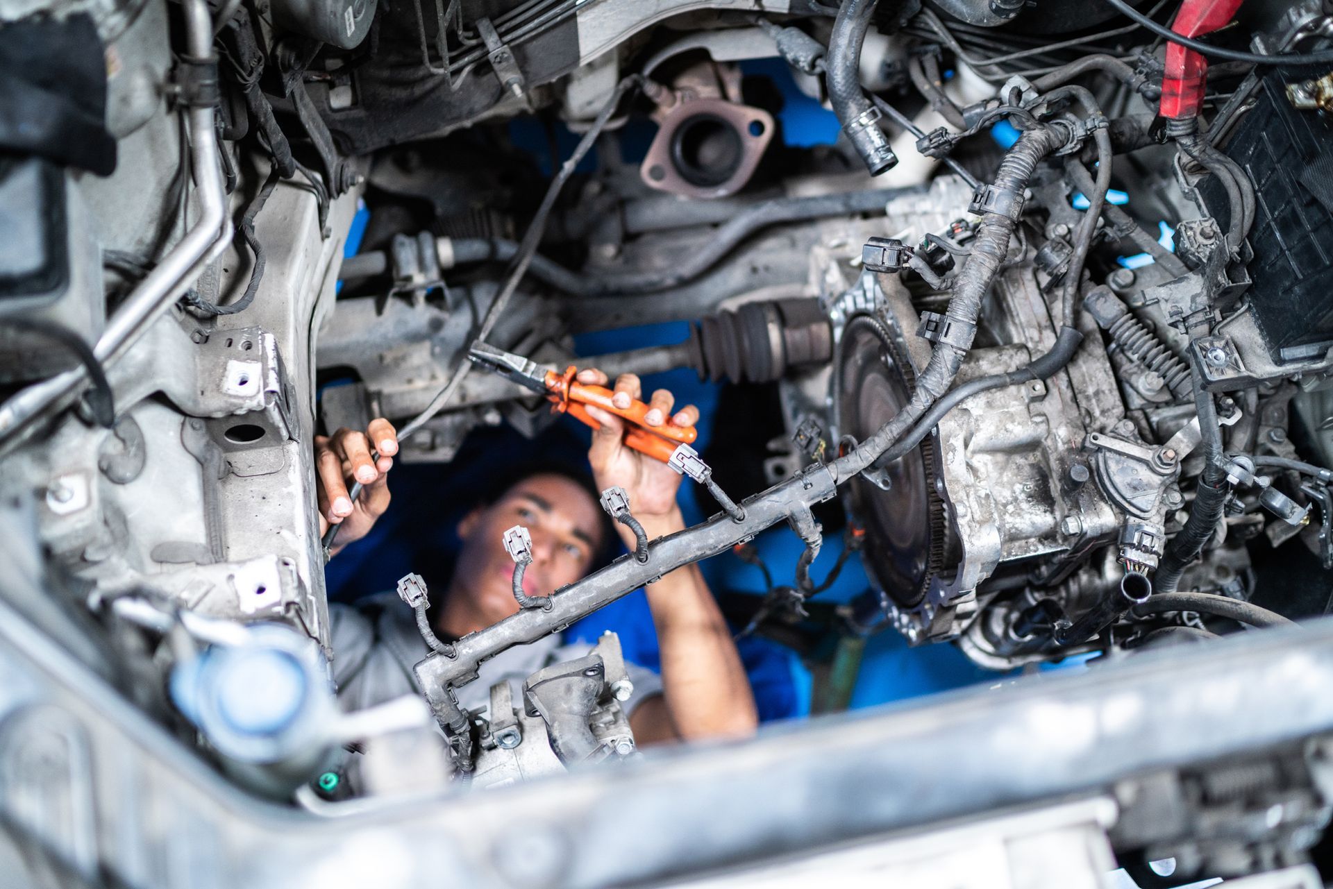 Auto Mechanic Man | Wyandotte, MI | McKenzie's Garage