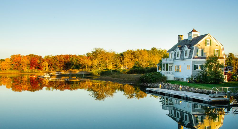 Home in Maine on the water