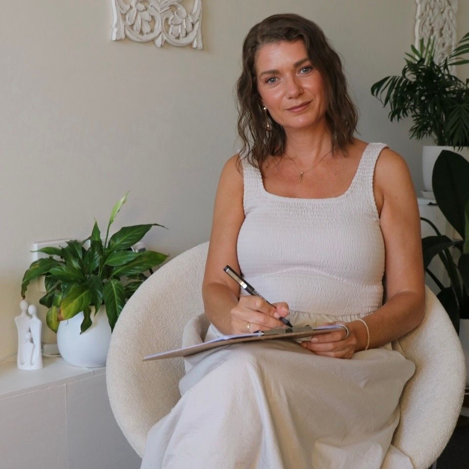 Niki Gelekis, a documenting therapist in Adelaide.