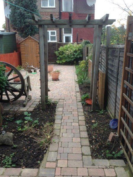 If you're looking for a garden makeover in Richmond call 07807 450 576