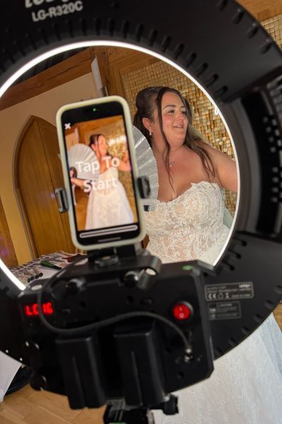 360 Photo Booth Hire Rivervale Barn | Hampshire Wedding Entertainment