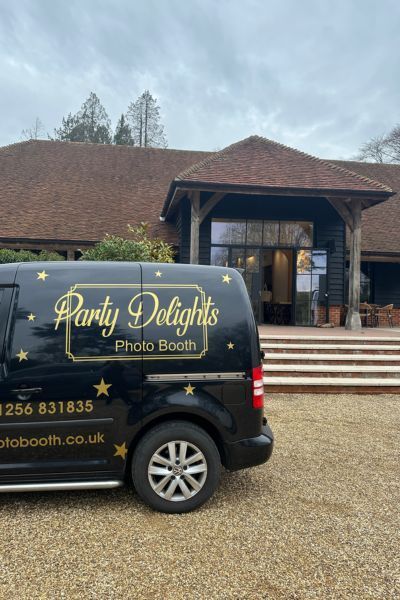 Post Barn Newbury Wedding Inspiration | Jack & Lisa’s All Day Digital Photo Booth with Ivy Wall