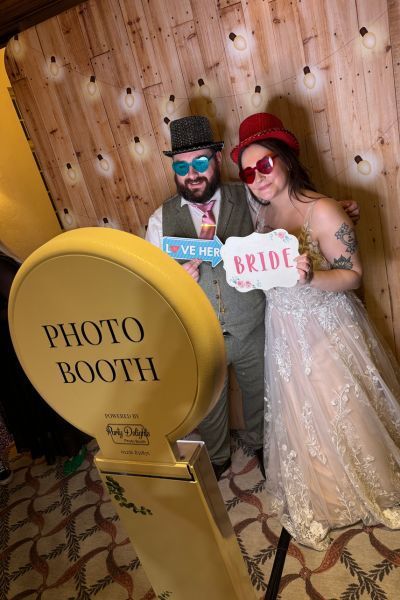 Sophie & Luke’s Photo Booth at the Stunning Tylney Hall -dream wedding