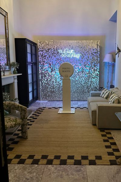 Stefan & Laura’s Incredible Photo Booth Hire Wedding at The Bugle, Southampton