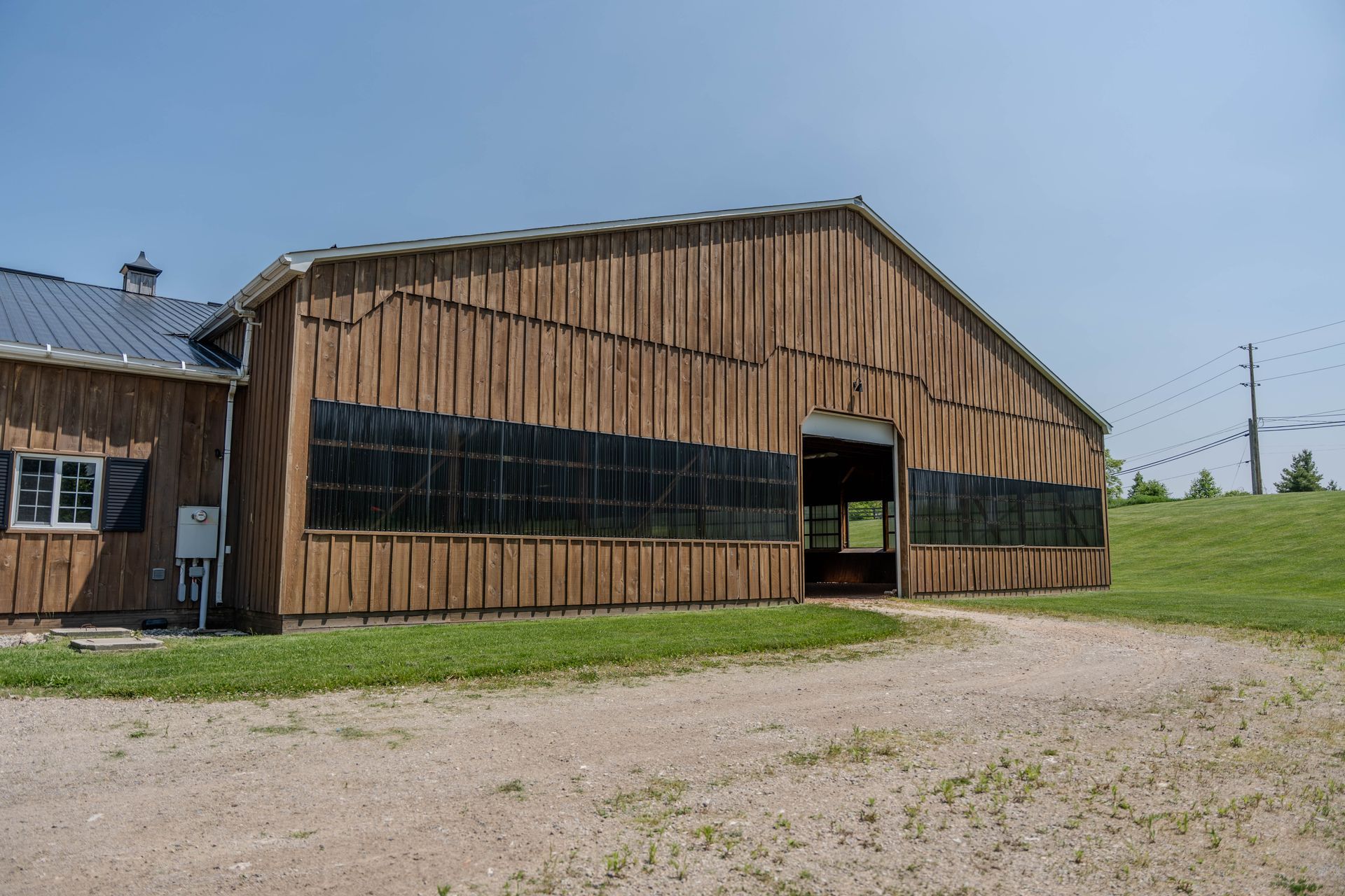 Riding arena and stalls 