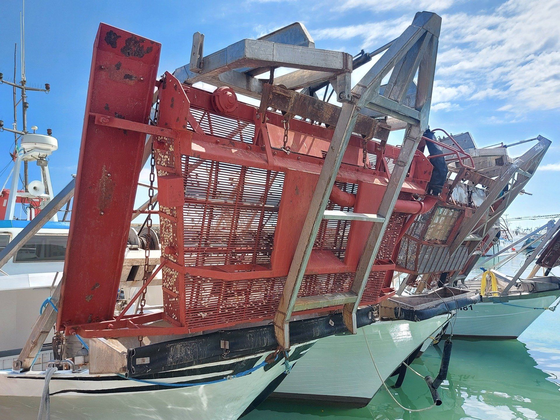 realizzazione attrezzatura pescherecci