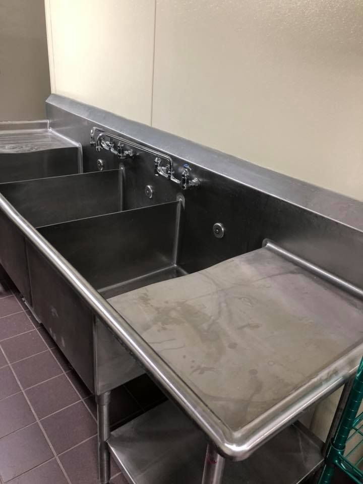 window cleaning clarksville mi