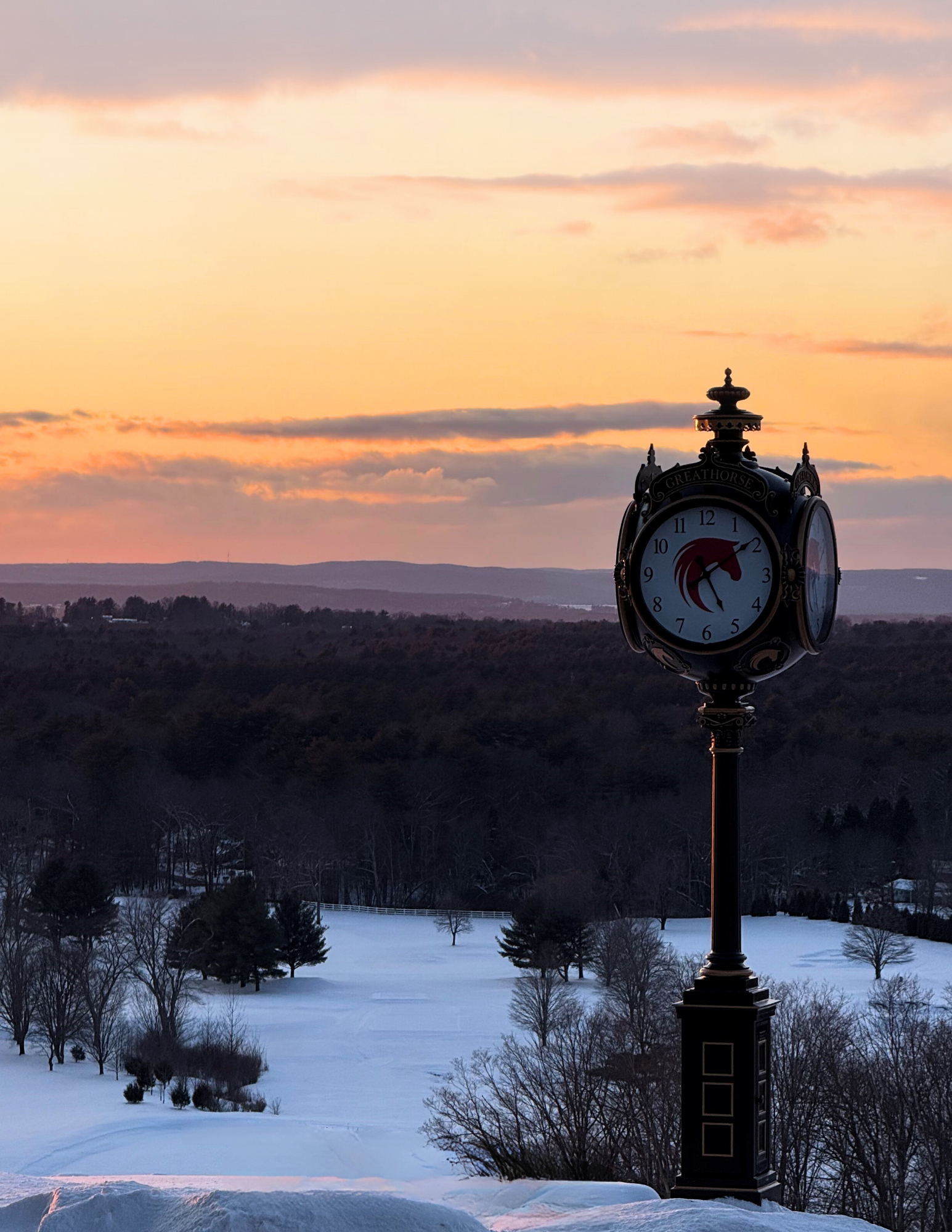 Clock near the golf cart circle