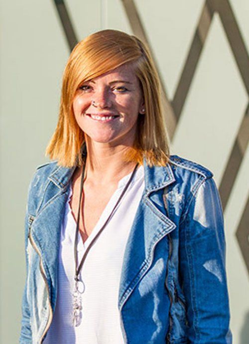 Brüder Thumfort GmbH,  Angelika BARTZOS