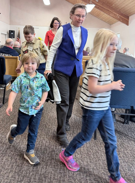 KIDS LEAVING FOR CHILDREN'S CHURCH