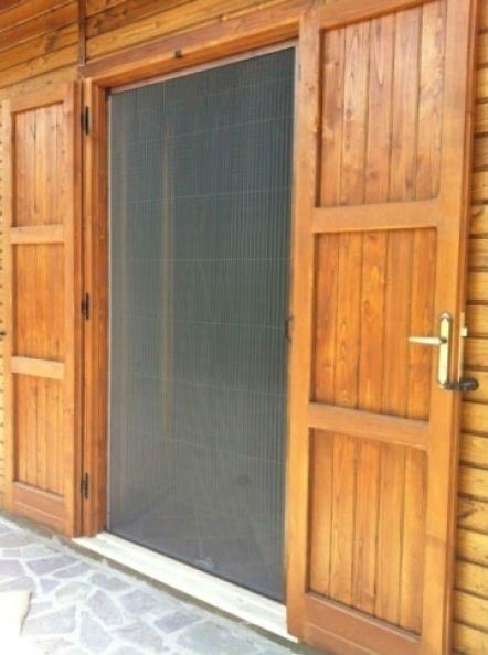 zanzariera su balcone