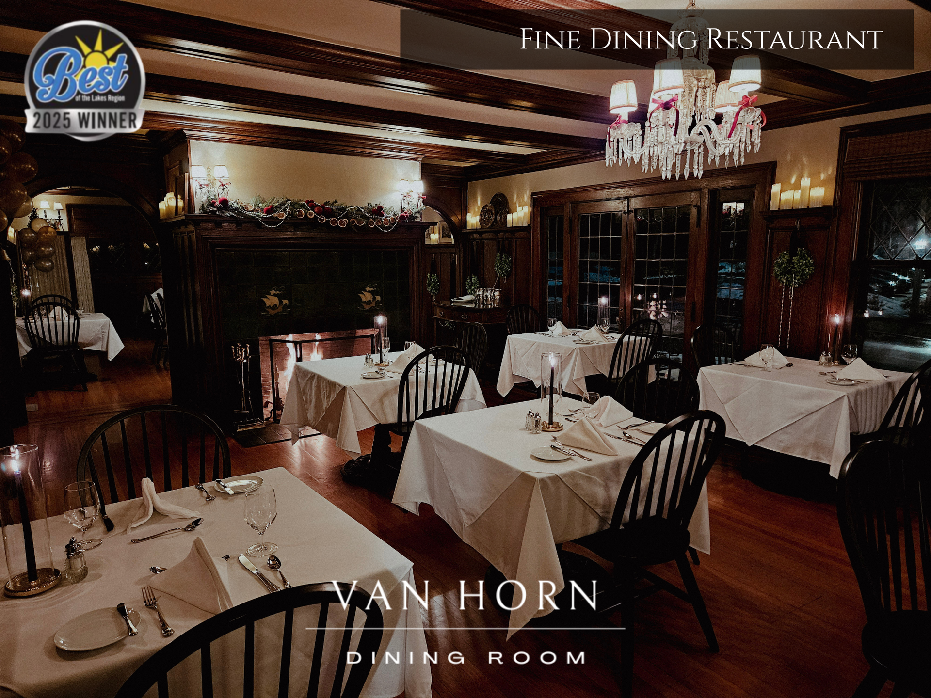 Van Horn Dining Room at the Holidays