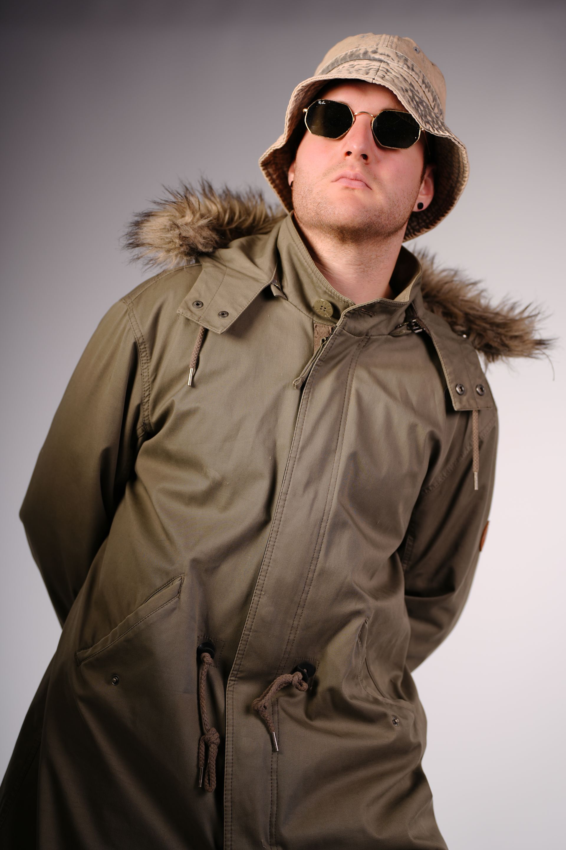 Oasis Tribute Band - Aston Management Tribute Acts