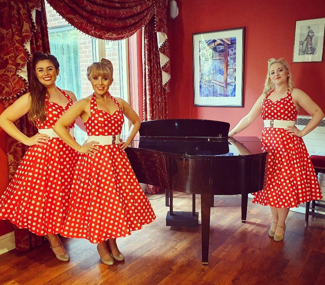 1040's Wartime Tribute act