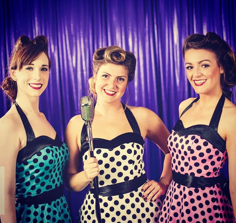 1040's Wartime Tribute act