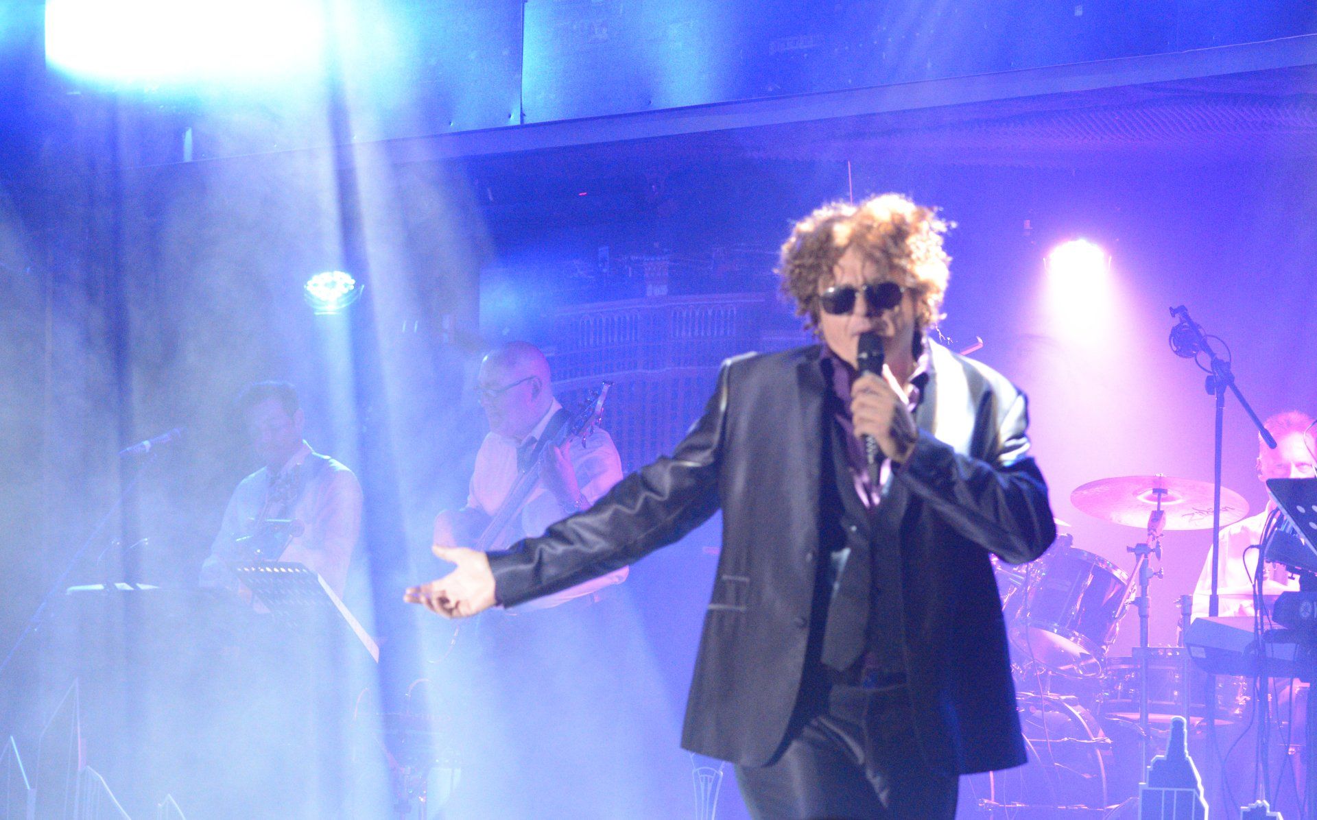 Simply Red Tribute Aston Management tribute acts