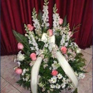 addobbo floreale per cerimonia religiosa