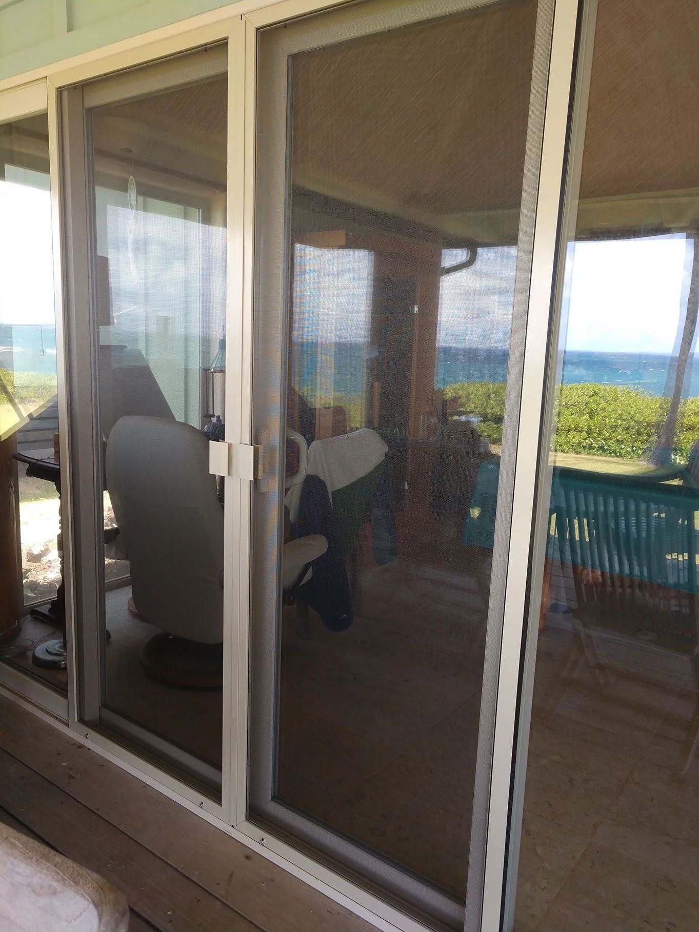 Double heavy duty white sliding screen door — Makawao, HI — Hawaiian Door & Window Screens