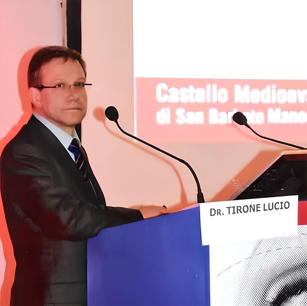 Prof. Lucio Tirone