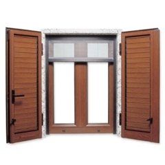 finestra con battenti