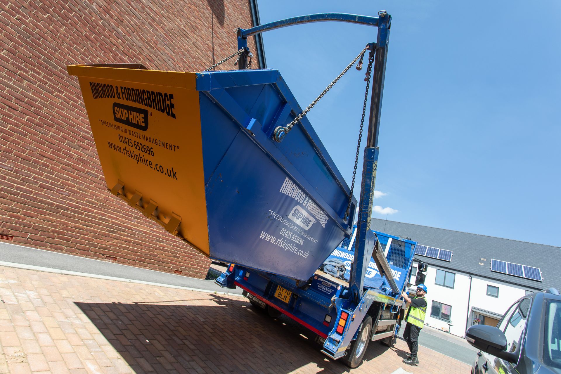 rf recycling lorry unloading skip