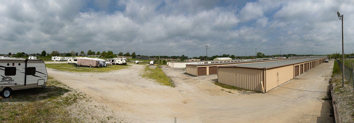 Birds eye view of StorMore facility