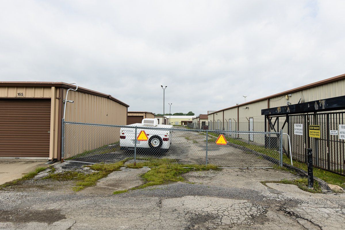 StorMore storage gate with boat parking