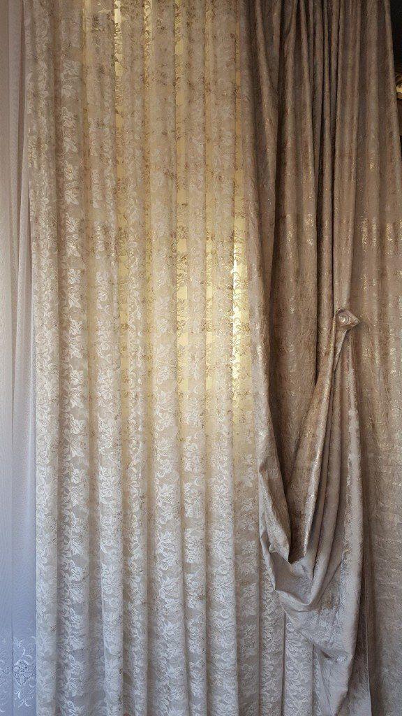 tende eleganti con effetto oro