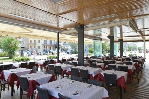 Tavoli del ristorante