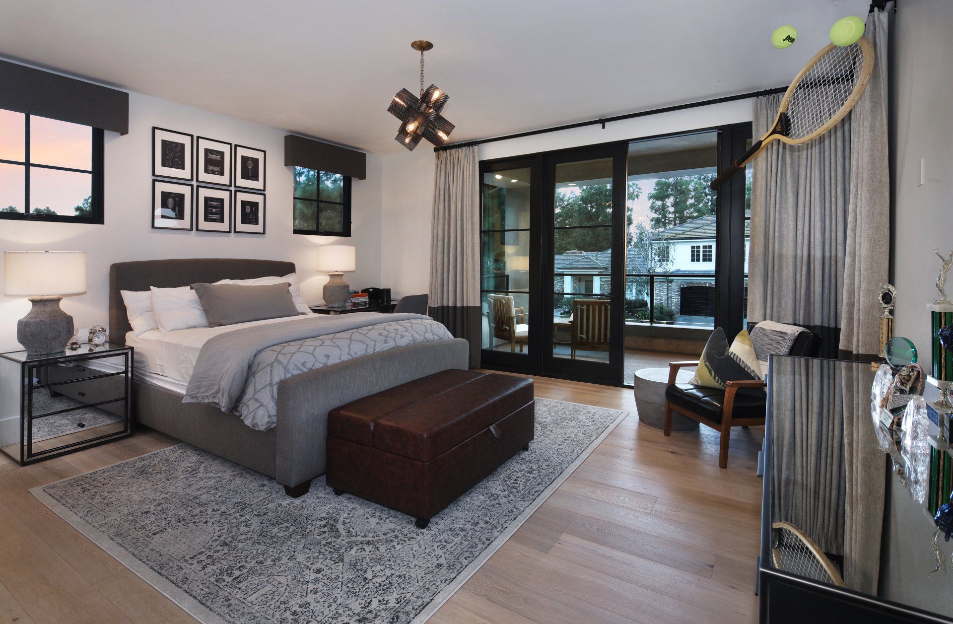 bedroom of Contemporary House in Newport Beach, CA designed by Studio 6 Architects