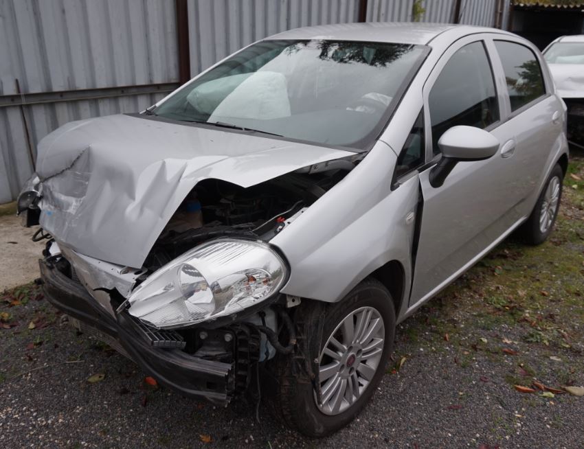 Unfallwagen Fiat Punto