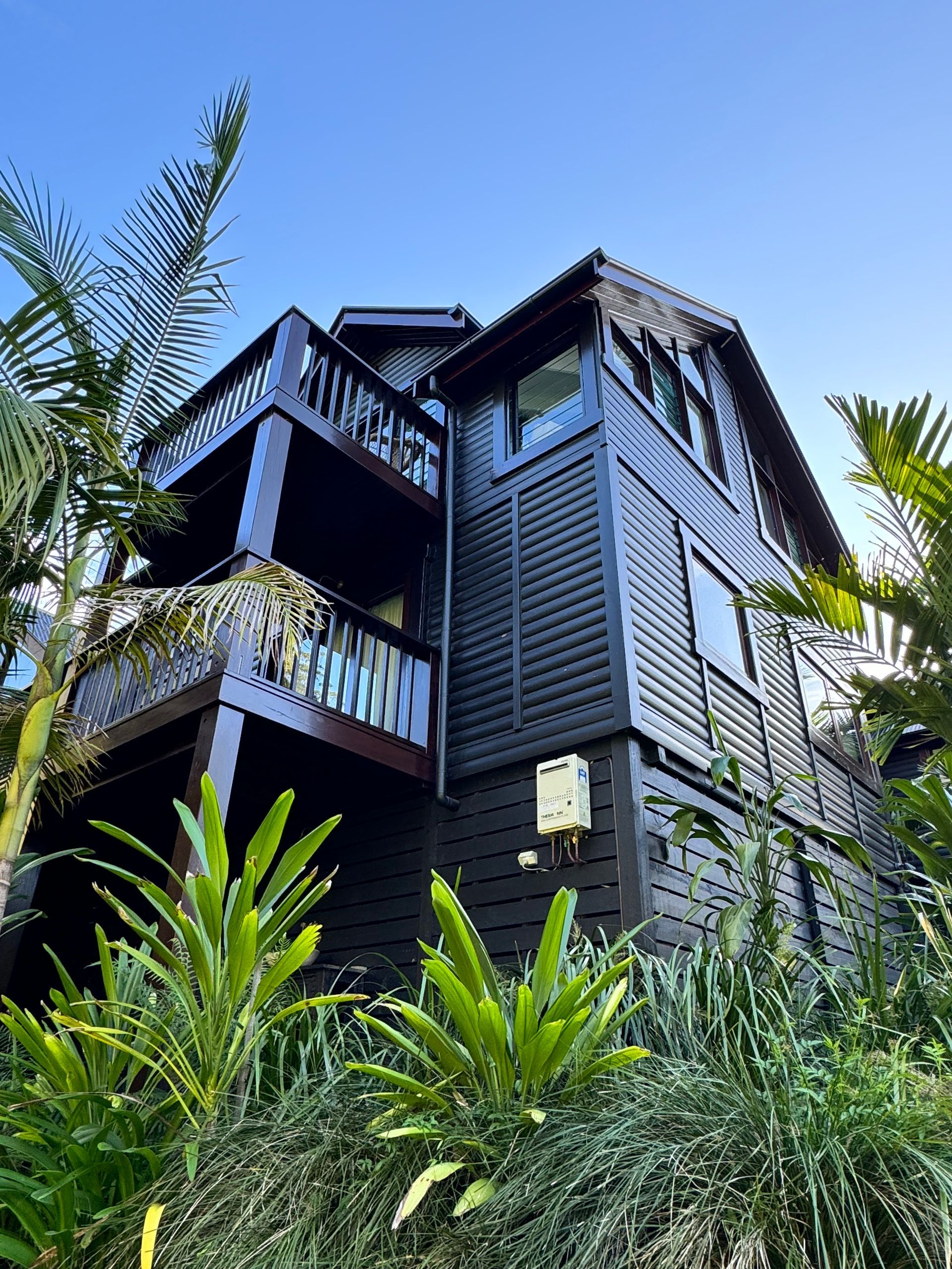 Newley painted house— Professional Painters in Suffolk Park, NSW