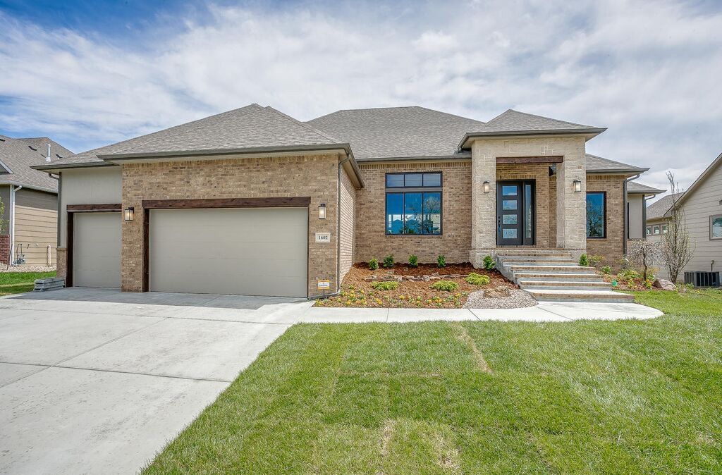 A typical home in Hutchinson that requires pest control service