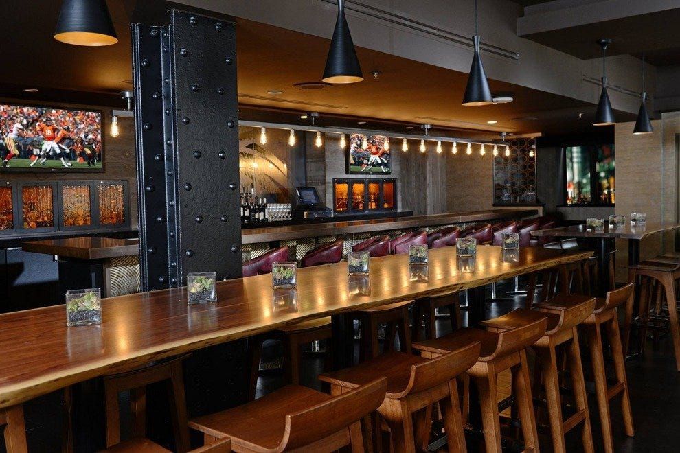 Dining room inside of a bar that needs to be kept free of bugs