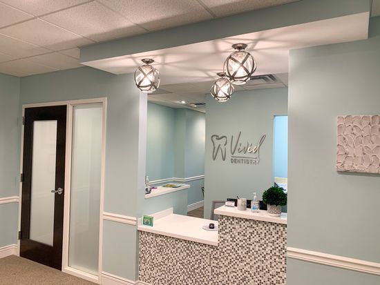 Vivid Dentistry reception area image